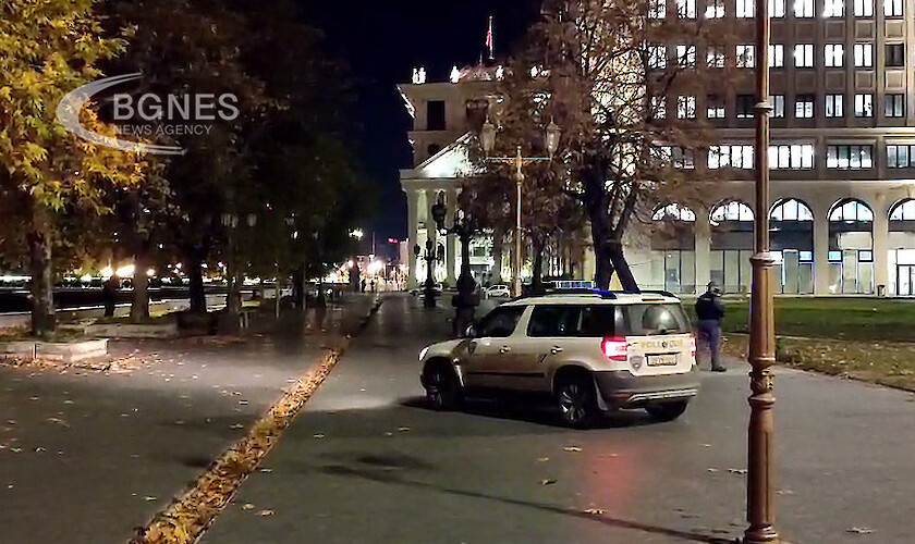 Полицията блокира и евакуира центъра на Скопие