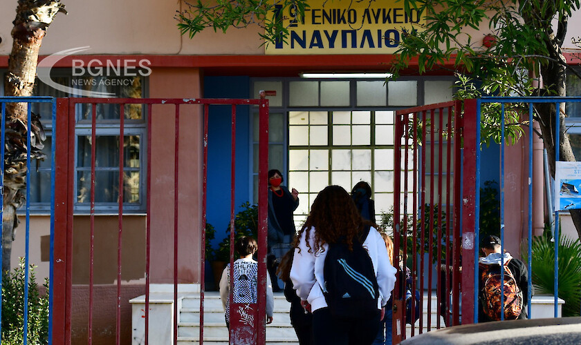 Затвор за родители-антиваксъри, спрели децата си от училище в Гърция