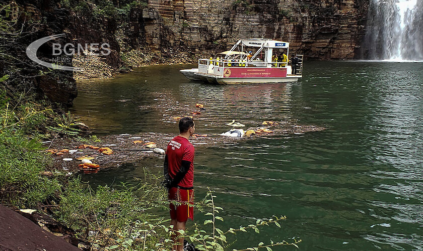 Трагедия с туристически лодки в Бразилия, расте броят на загиналите