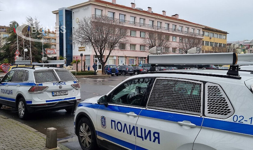 Полицията проверява община Поморие за европроект