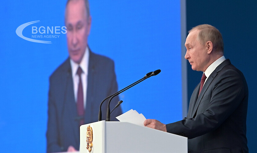 Говорителят на Кремъл: Русия и Западът са на различни коловози