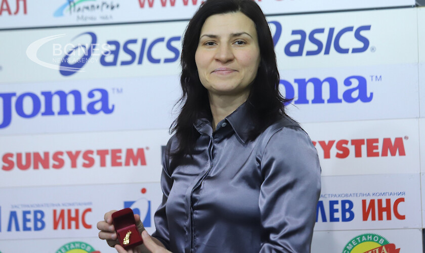 Стойка Кръстева: Искам децата да станат добри българи и шампиони