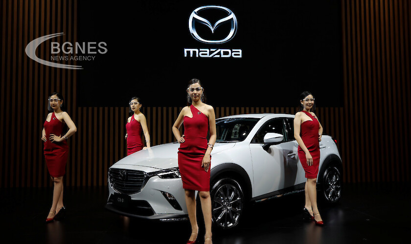 Японският автомобилен производител Mazda реши да спре производството в два