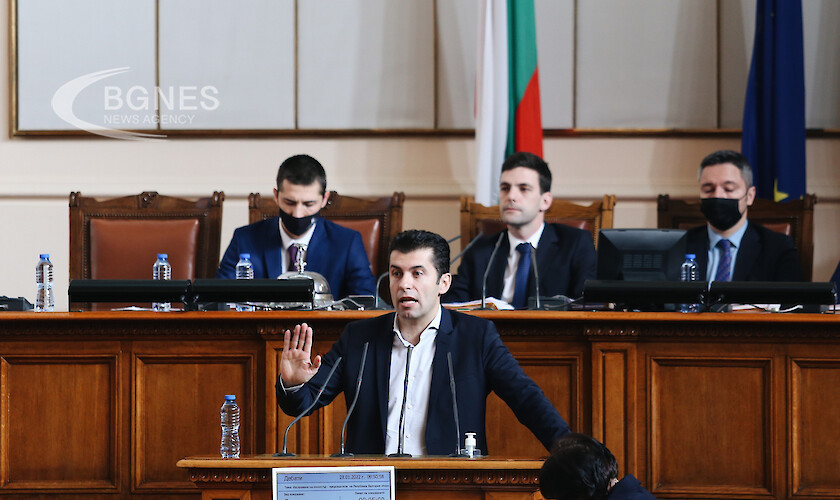 Депутатите от Демократична България“ Георги Ганев и Мартин Димитров настояват