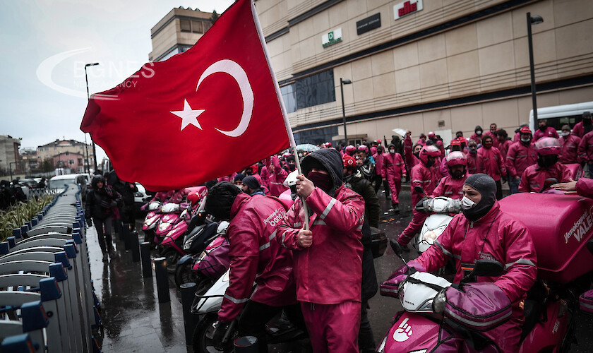 Рязкото покачване на инфлацията в Турция предизвика вълна от стачки,