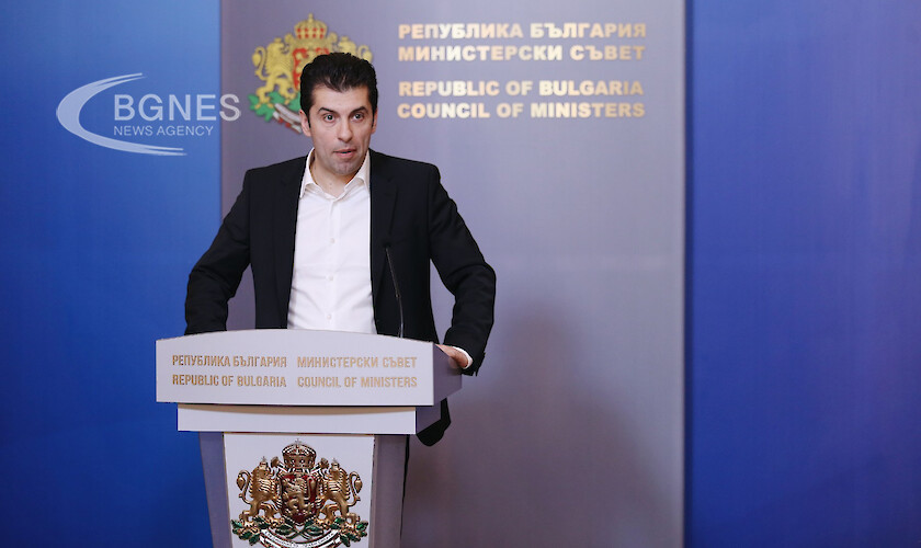 Кирил Петков: Правителството действа, оперативните групи са вече на лице