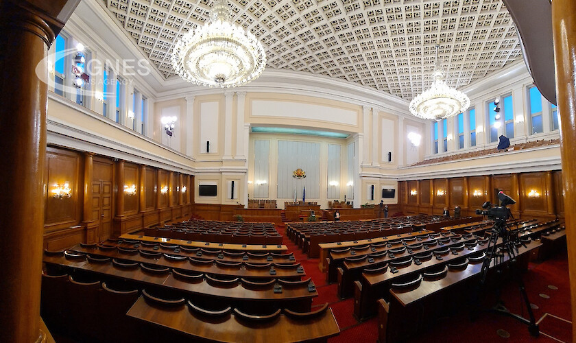 Народното събрание ще гледа оставката на депутат от ИТН предаде
