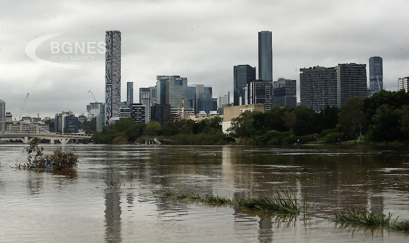 Още дъжд залива Австралия, броят на загиналите в наводненията расте