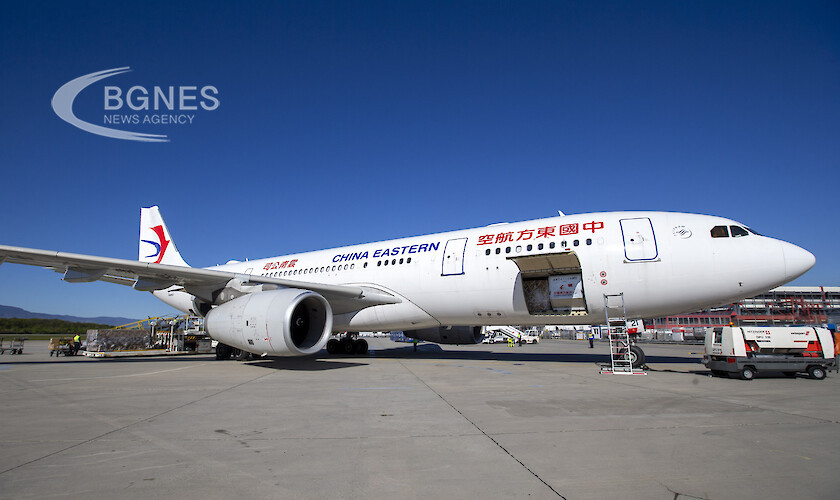 Boeing 737 на „China Eastern“ катастрофира в южен Китай