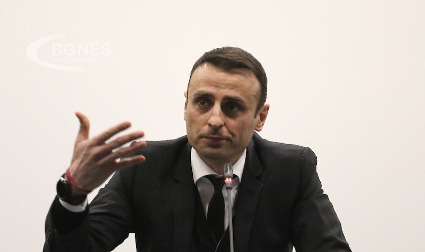 Кандидатът за президент на Българския футболен съюз Димитър Бербатов заяви