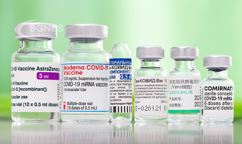 Предлагането на COVID-ваксини вече изпреварва търсенето