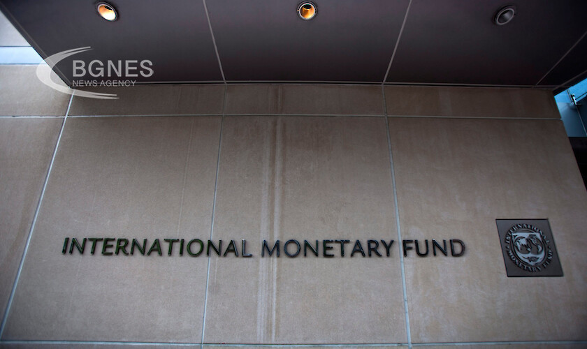 МВФ: Загубата на руска енергия ще натежи на европейската икономика