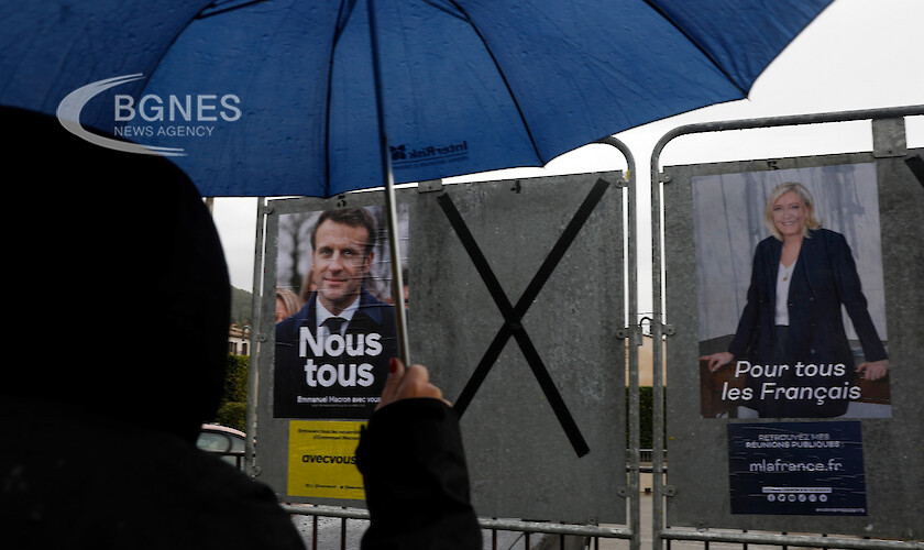 Президентски избори във Франция: Решаваща битка между Макрон и Льо Пен