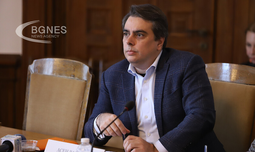 Василев: Пакетът с мерки срещу инфлацията ще е за 1,5 - 2 млрд. лв.