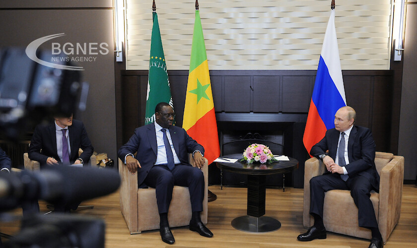 Ръководителят на Африканския съюз и президент на Сенегал Маки Сал