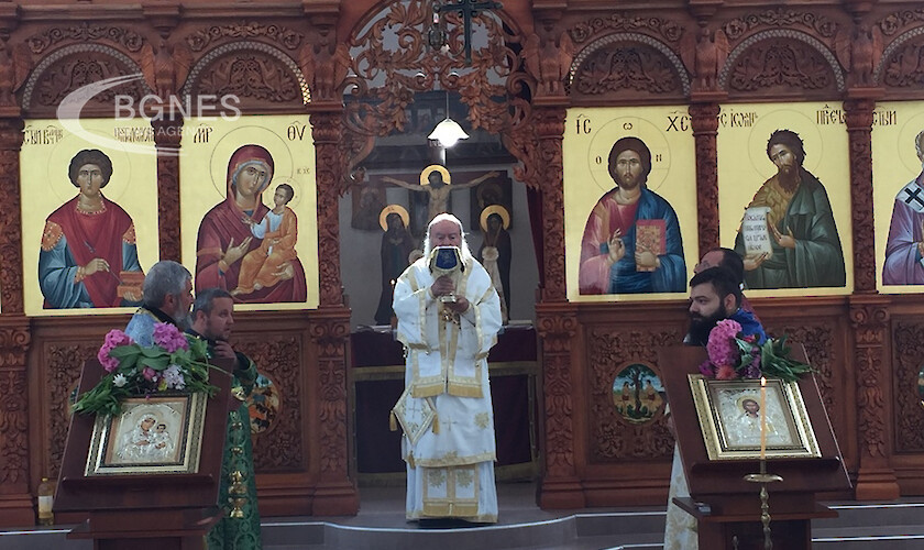 Първата неделя след Петдесетница е посветена на всички светии Православната