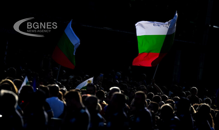 Нашата съседка България тъне в безкрайна политическа криза от която