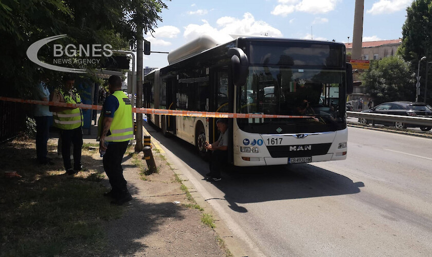 10 души общо са пострадали при катастрофата на два автобуса
