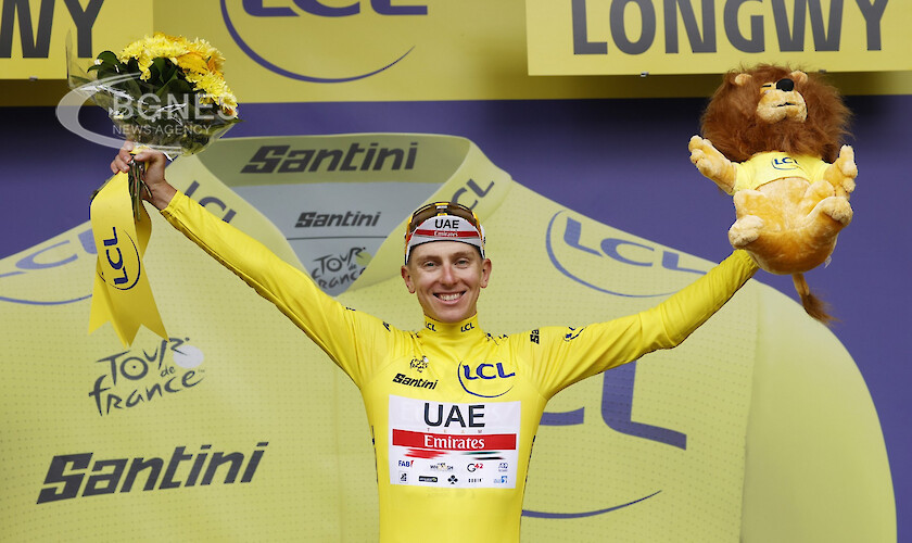 Действащият шампион в Тур дьо Франс Тадей Погачар (ОАЕ Тим