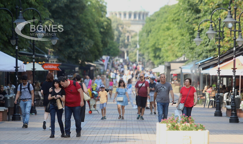 По-малко са пешеходците, които това лято се движат по бул.