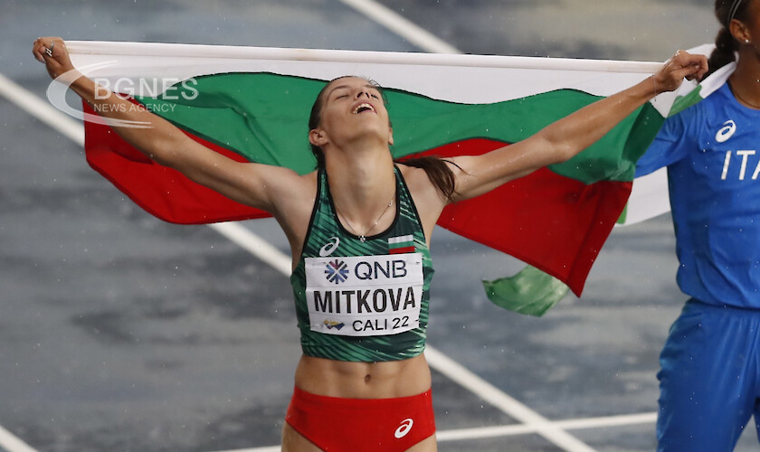 Пламена Миткова спечели световна титла в скока дължина от първенството