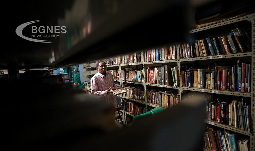 Библиотека в канадския град Уинипег провинция Манитоба получи пакет съдържащ
