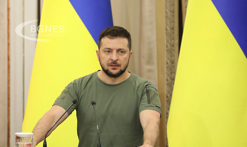 Президентът на Украйна Володимир Зеленски предупреди сънародниците си да бъдат