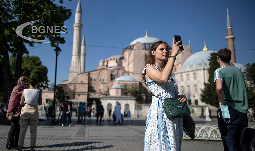 Около 1 4 млн българи са посетили Турция през януари юли сочат