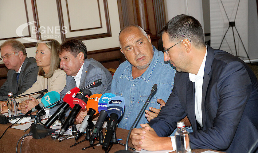 Коалиция ГЕРБ СДС в Пловдив област спира за пет дни