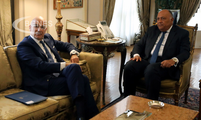 Външните министри на Египет и Гърция се срещнаха в Кайро