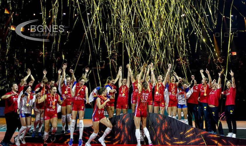 Националният отбор по волейбол за жени на Сърбия триумфира за
