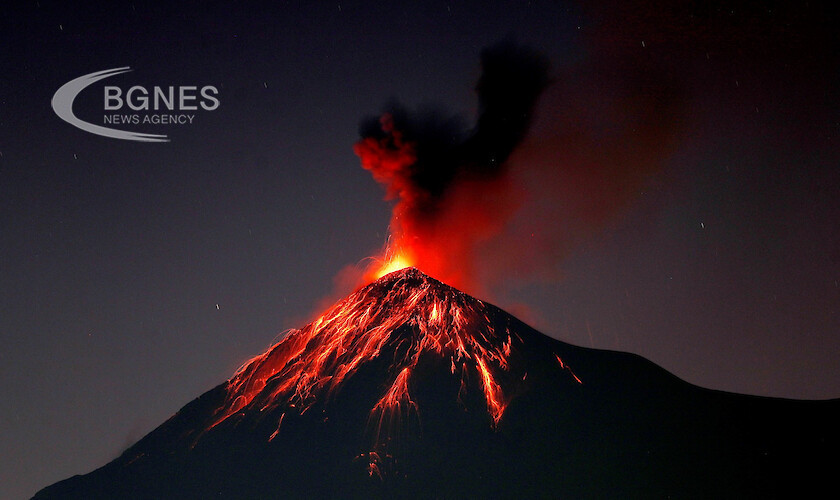 Учените твърдят че тътенът който идва от дълбините на вулкан