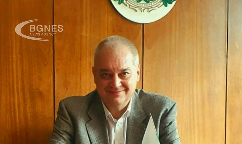 Председателят на Общинския съвет в Перник Димитър Колев подаде оставка
