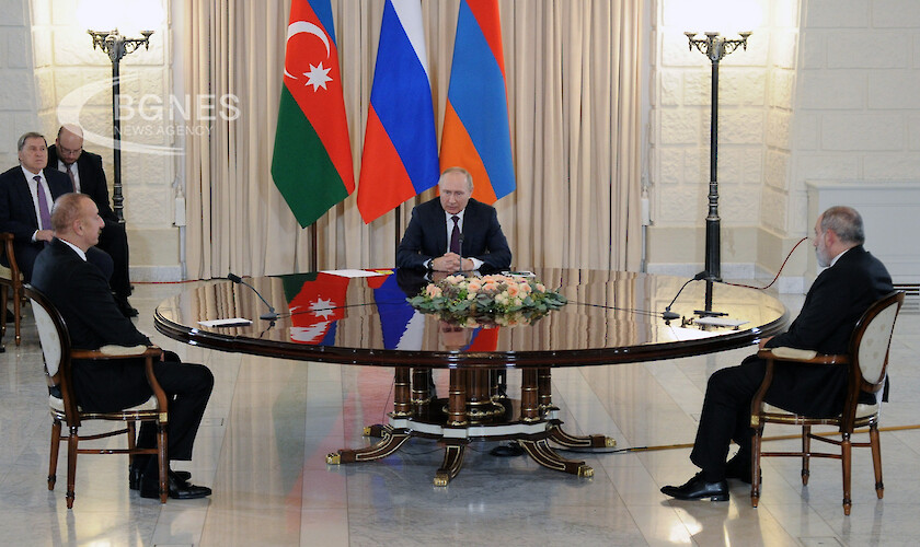 В съвместно изявление след разговори с руско посредничество Армения и