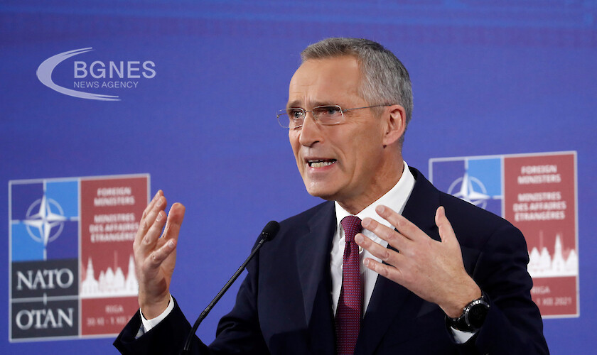 Генералният секретар на НАТО Йенс Столтенберг призова Сърбия и Косово
