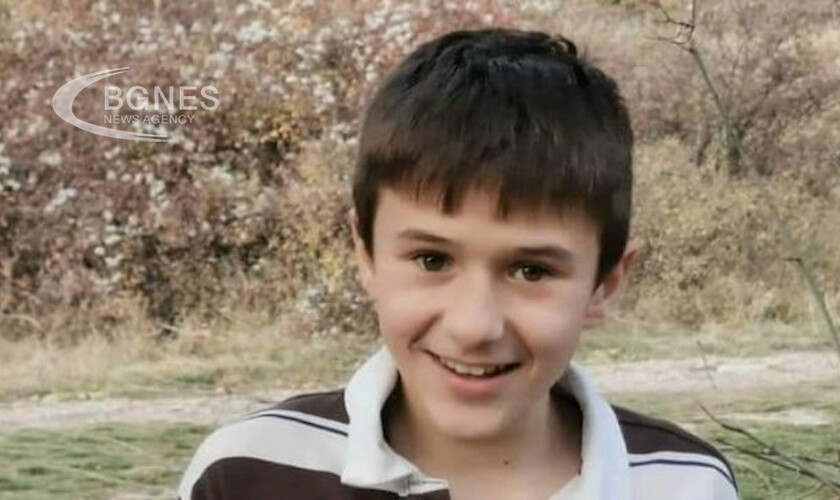 12-годишният Александър от Перник, който изчезна преди девет дни, в