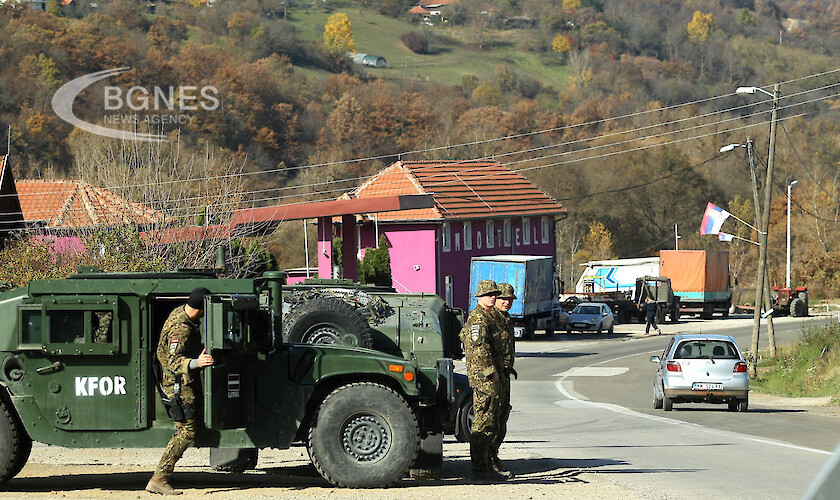 Имаше сблъсъци между въоръжени протестиращи етнически сърби и косовската полиция