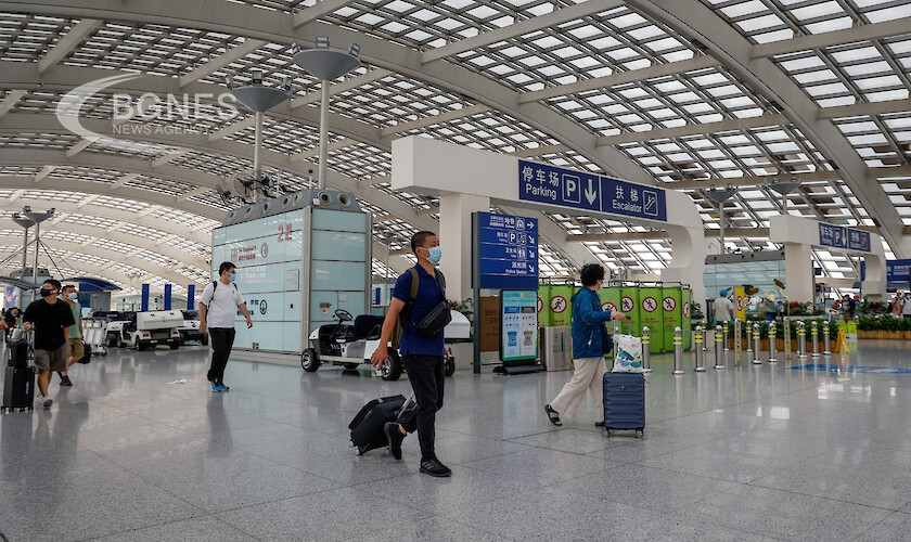 От 8 януари Китай ще премахне карантинните мерки за пристигащите
