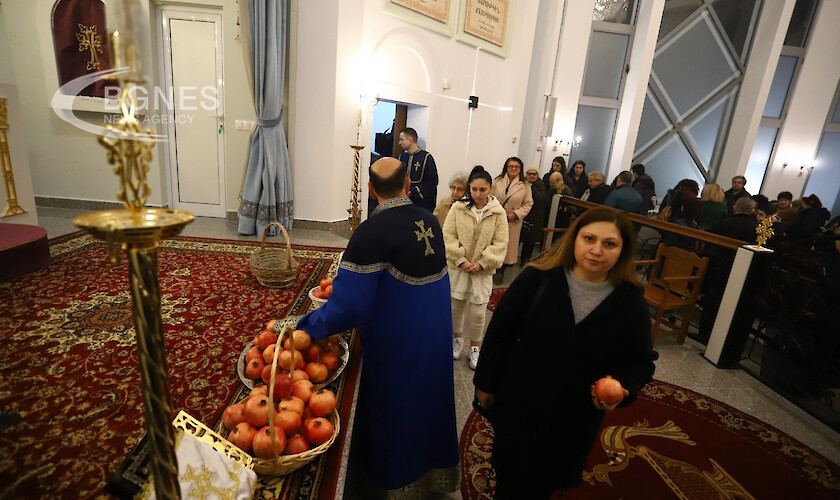 На 6 януари арменците празнуват Коледа Арменската църква отбелязва в