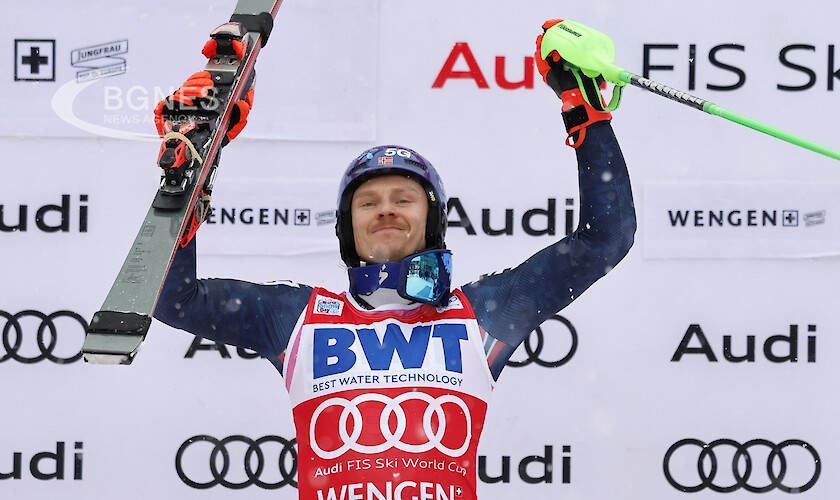Хенрик Кристоферсен спечели слалома от Световната купа по ски алпийски