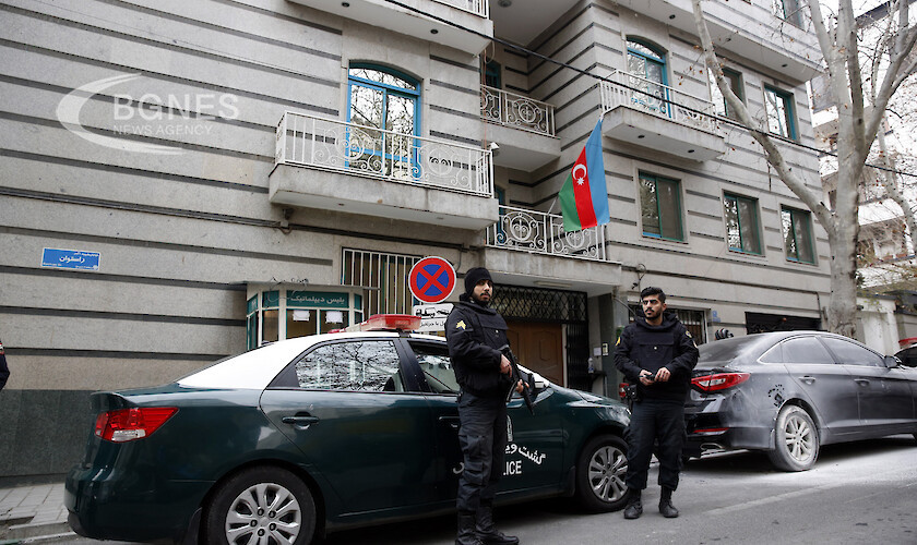 Азербайджан преустановява работата на посолството си в Иран дни след