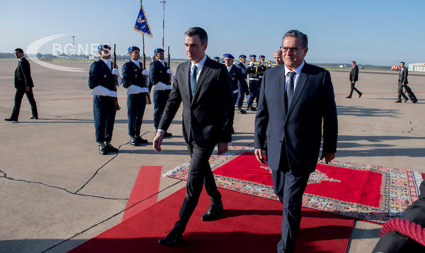 Испанският министър председател Педро Санчес пристигна в Рабат на посещение посветено