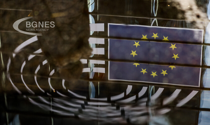 Европейският парламент свали имунитета на двама евродепутати, обект на белгийско