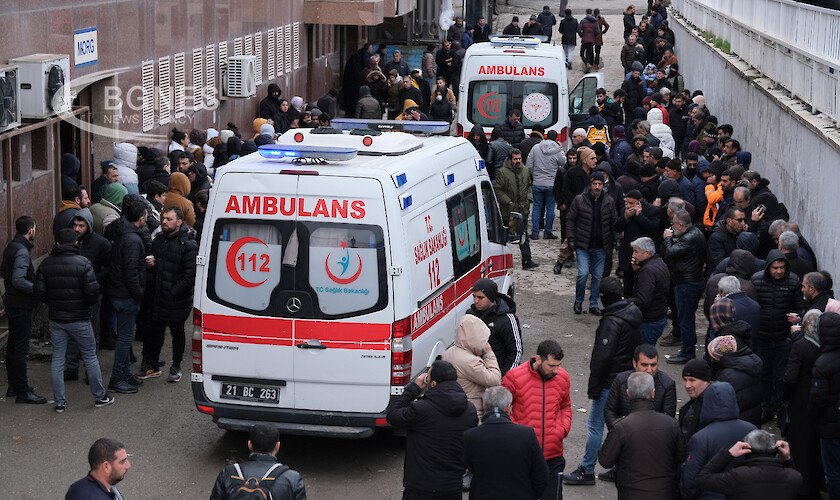 Броят на загиналите в Турция и Сирия надхвърли 11 200