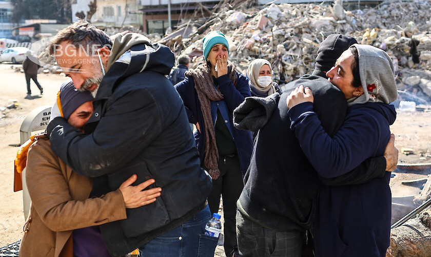 Броят на жертвите на силното земетресение в Турция и Сирия