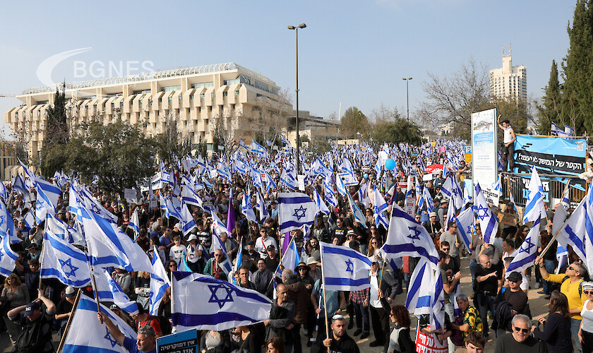 Израелският Кнесет одобри на първо четене нашумелия законопроект за съдебна