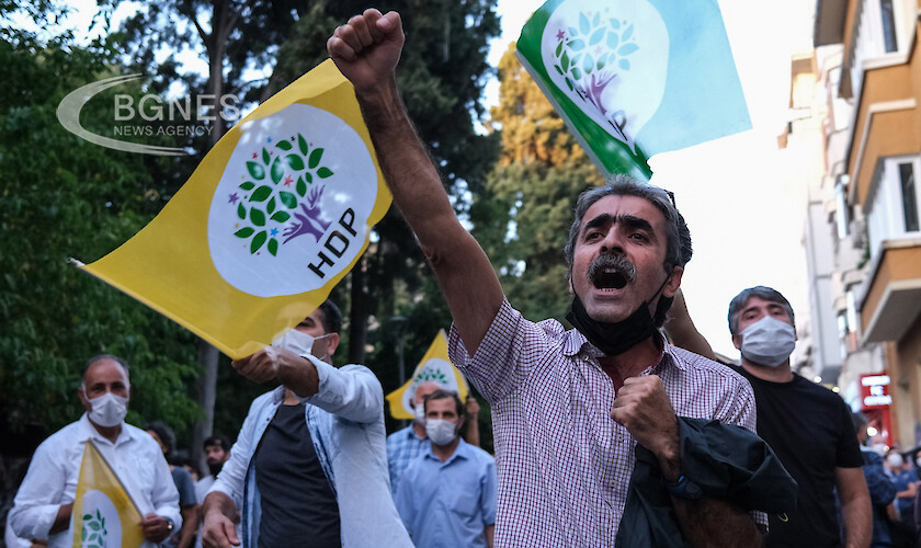 Върховната избирателна комисия на Турция обяви че 36 политически партии