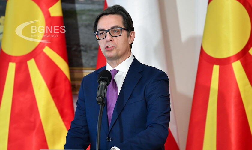 Македонският президент Стево Пендаровски очаква най късно през следващия месец да
