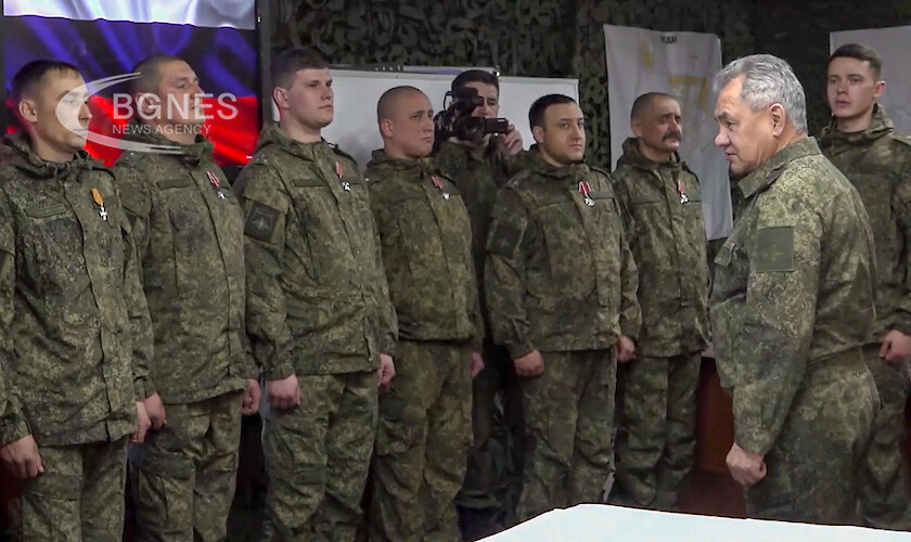 Русия и Украйна засилват набирането на войници, които да се