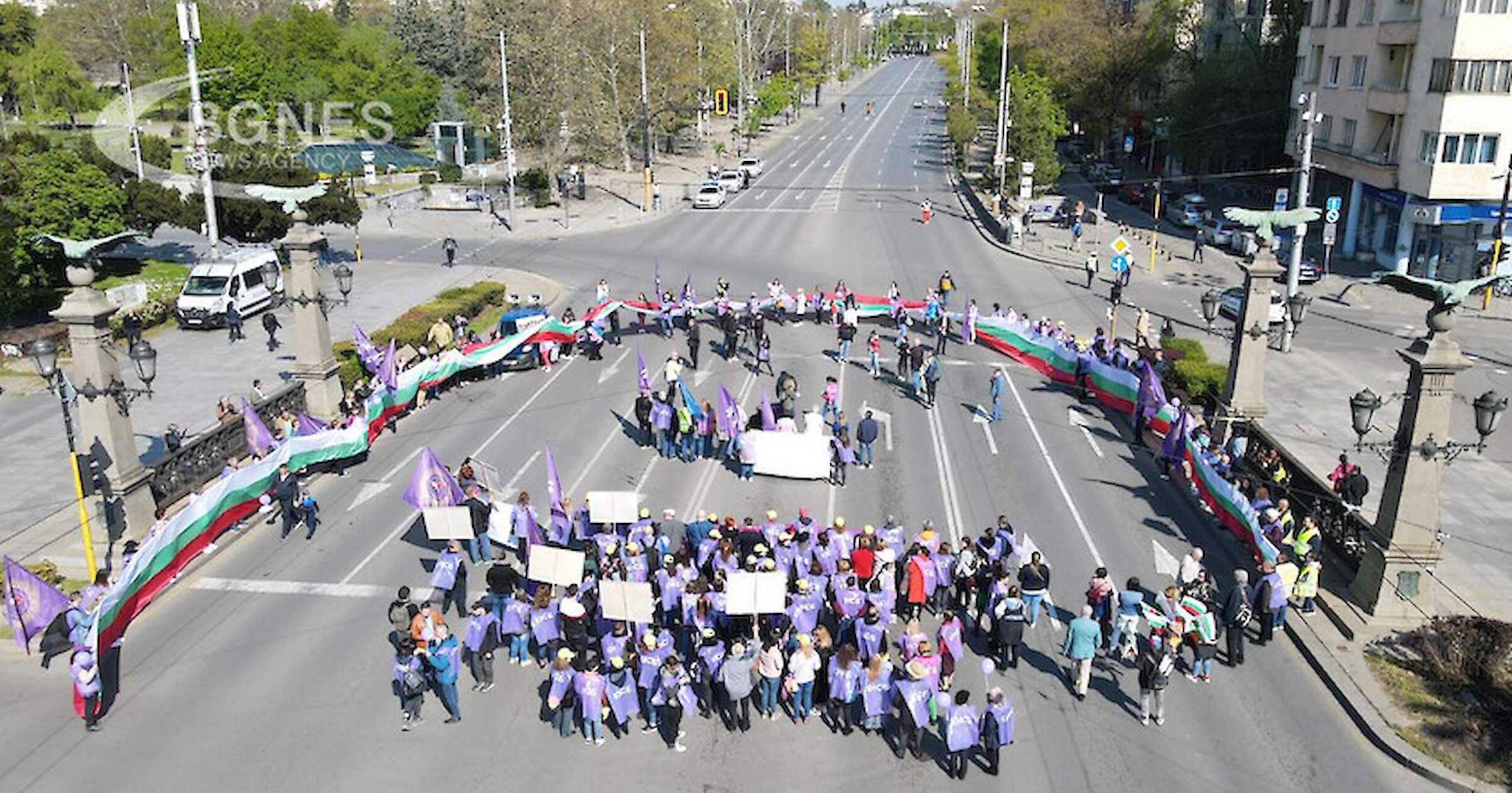 Конфедерацията на независимите синдикати в България КНСБ провежда синдикална акция